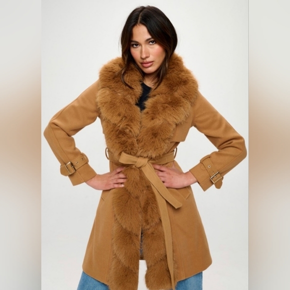 NWT AVA faux fur Trench Coat - Picture 1 of 3